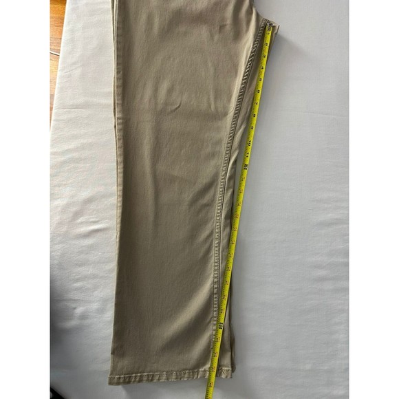 IZOD Relaxed Fit Stretch Denim Brown Jeans 40X30 - Picture 5 of 7